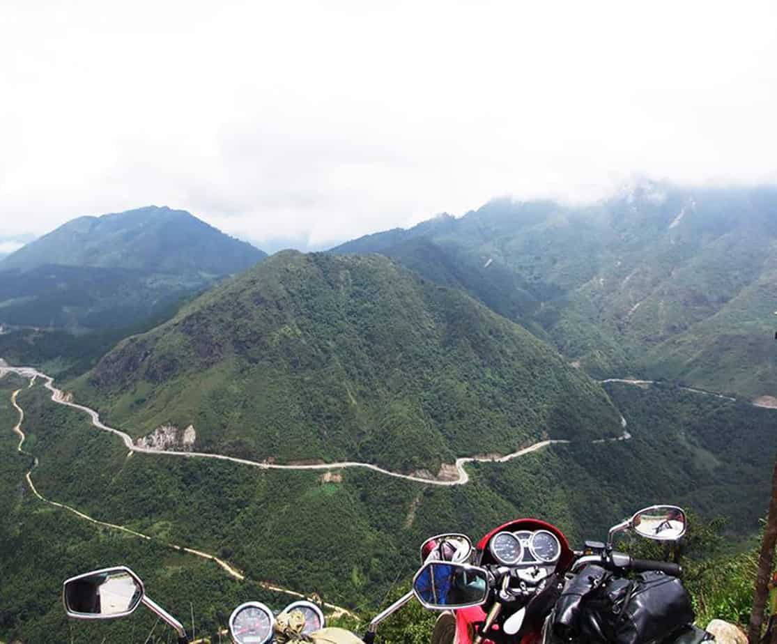 Best Motorbike Routes in Vietnam - O Qui Ho Pass, 