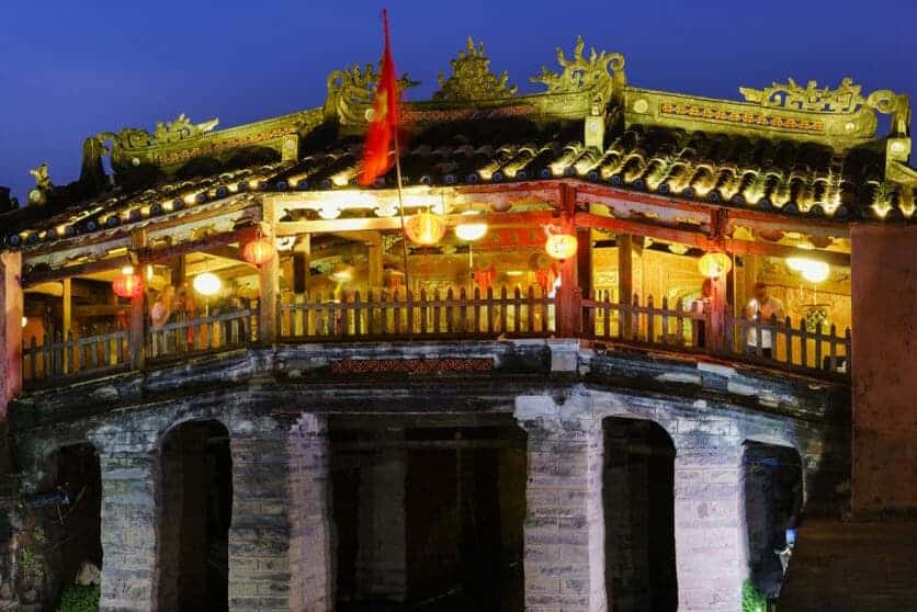 Bridge Temple, Easy Riders Vietnam Hoi An