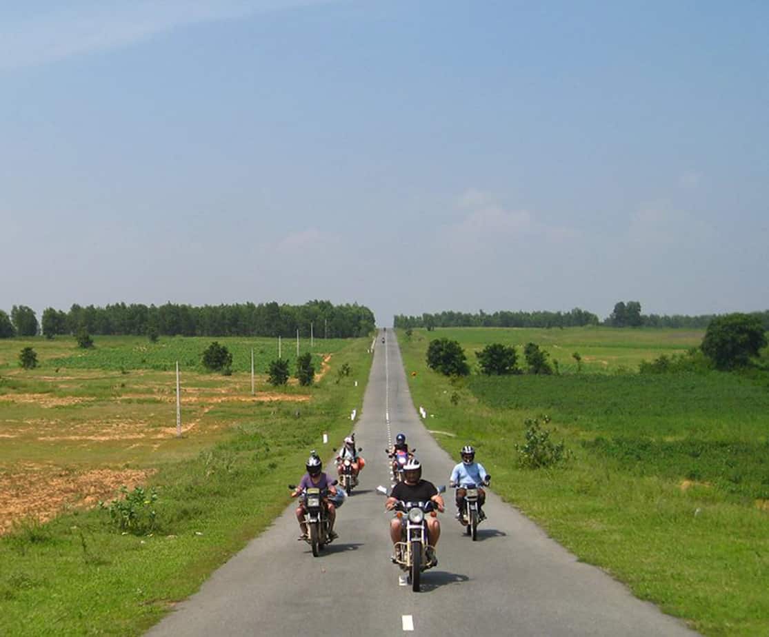 Day 5: Mui Ne - Long Hai (170 km - 5 hours riding)