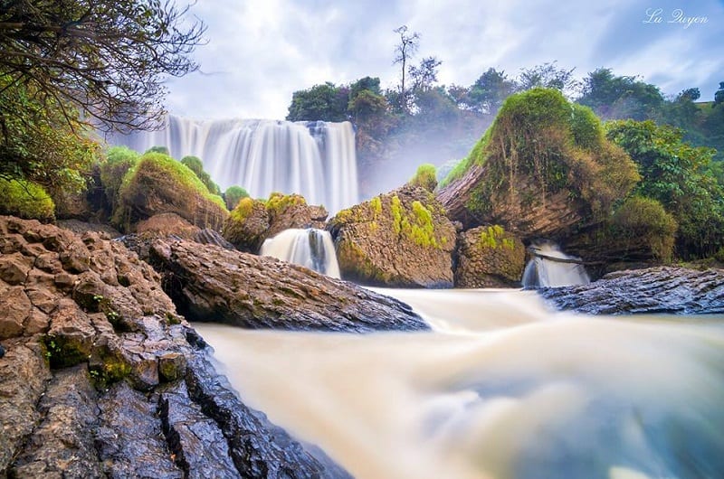 Top 12 beautiful waterfalls in Vietnam - Elephant Waterfall, Dalat
