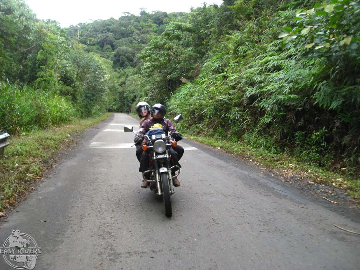 Day 3: Khe Sanh - P'rao (175 km - 5 hours riding)