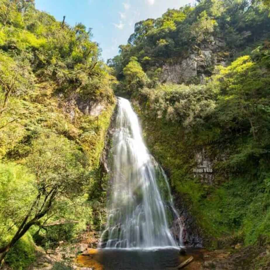 Top 12 beautiful waterfalls in Vietnam
