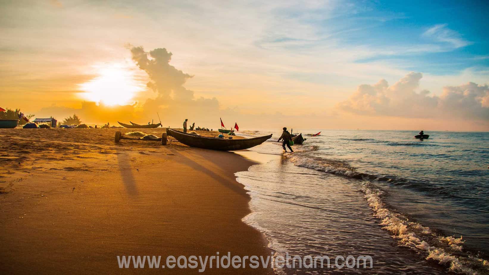 Top 12 beautiful beaches in Vietnam