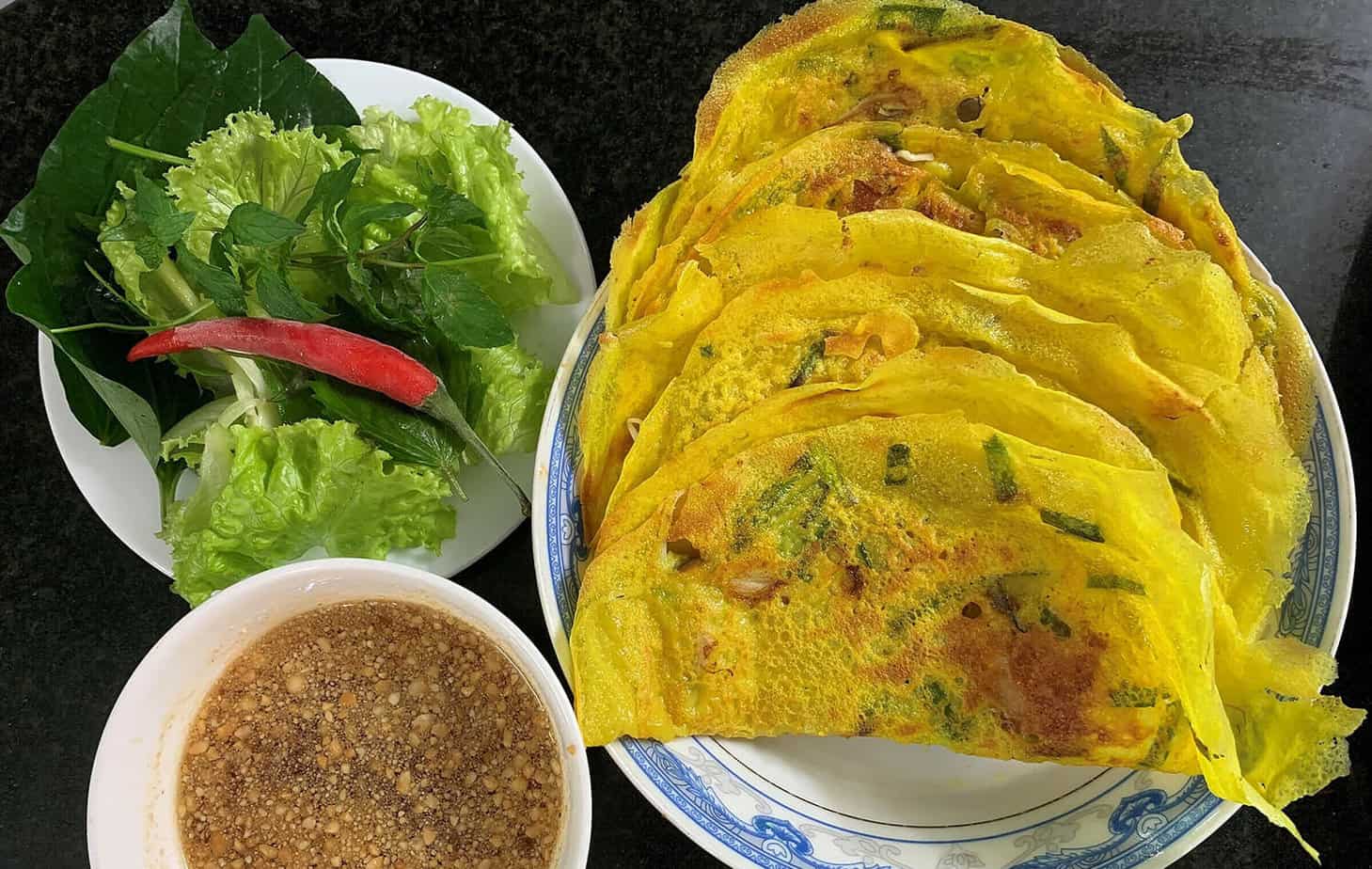 Top 20 Must-Try Dishes in Vietnam - Bánh Xèo
