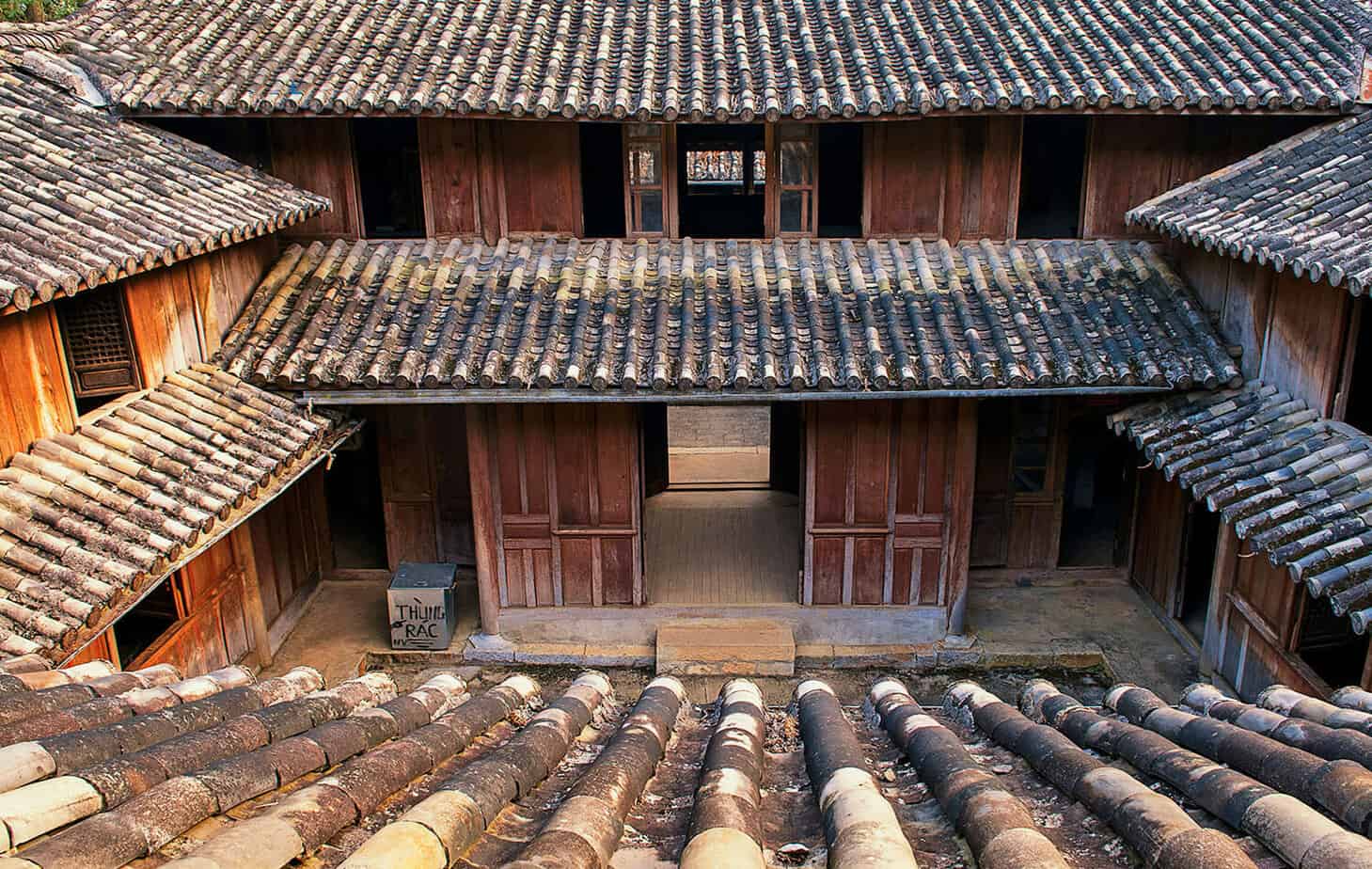 Things to Do in Ha Giang - Visit Vuong Palace