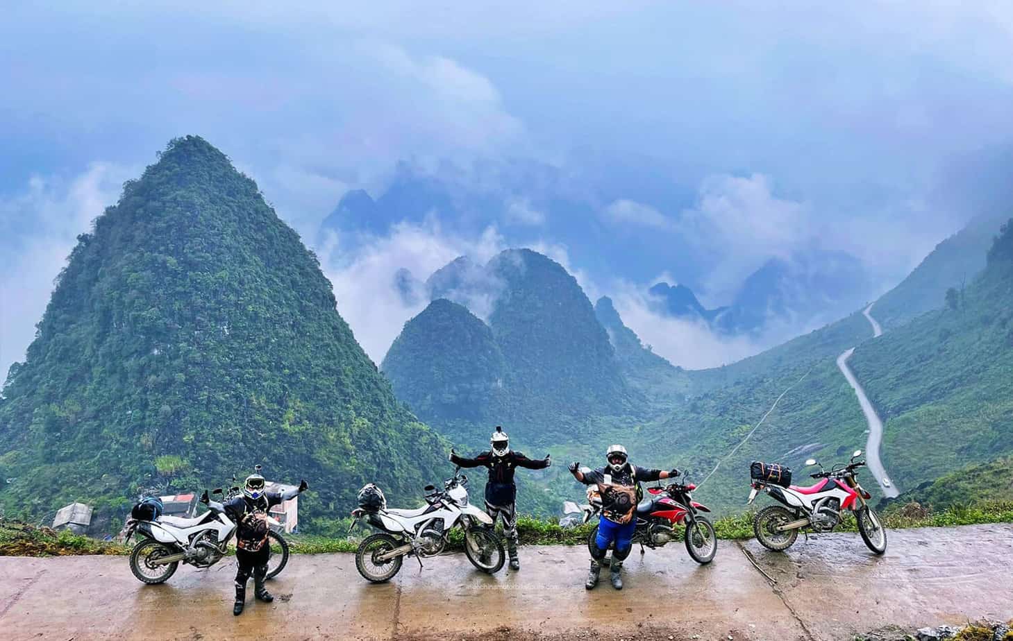 Hai Van Pass vs Ha Giang Loop: a thrilling adventure.